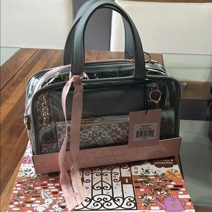 Nanette Lepore 4-in-1 Icon Done Gift Set  - iceberg green